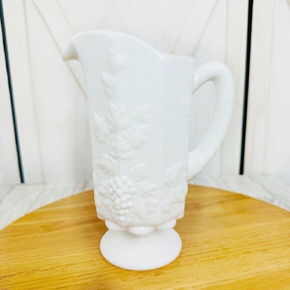Westmoreland Vintage Grapes and Leave 9 Panel Milk Glass Pitcher White - Picture 2 of 11